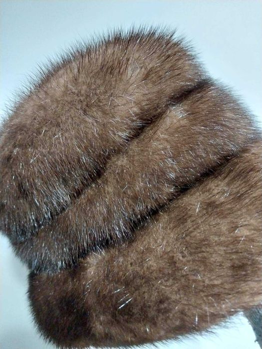 Шапка норкова жіноча