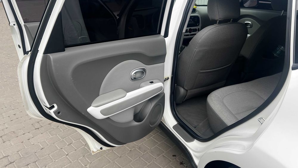 Kia Soul 2017 VIN KNAJN81EFJK029997 фото оголошення 7 з 11