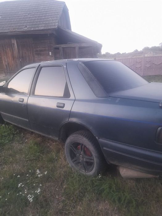 Форд сієра 2.0 бенза