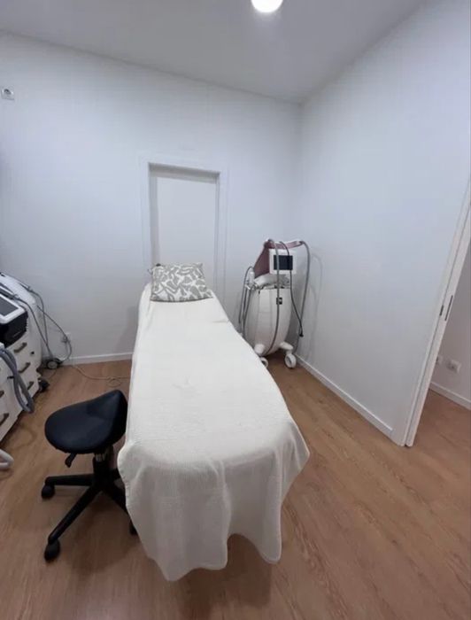 Espaço cowork/aluguer para estetica, saude, tatuagens e body piercer