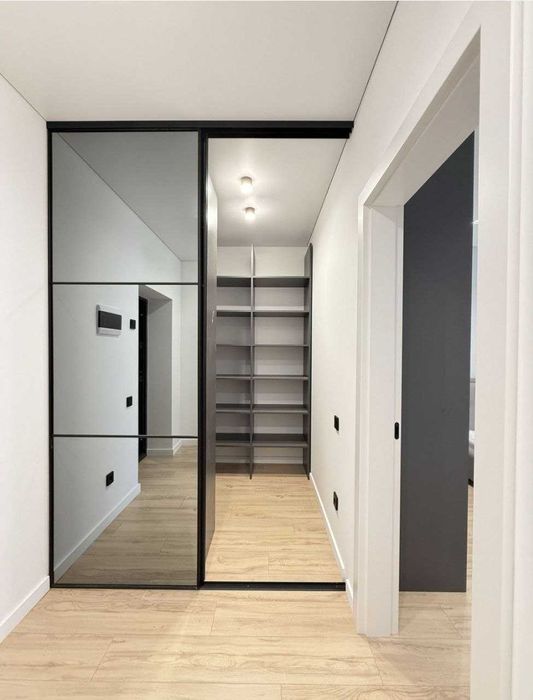 1-Кімнатна «На Щасливому» вул. Боголюбова. Вигляд на Озеро!