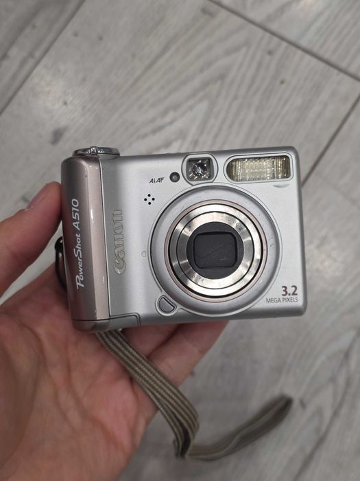 Aparat cyfrowy Canon PowerShot A510 3.2MP 4x zoom retro digicam y2k sprawny