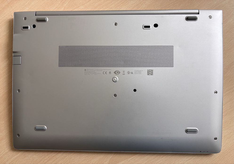 HP EliteBook 850 G6•15,6" IPS•Core i5-8250U•8-16•256SSD