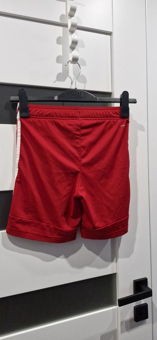 Zestaw koszulka i spodenki Adidas r.152