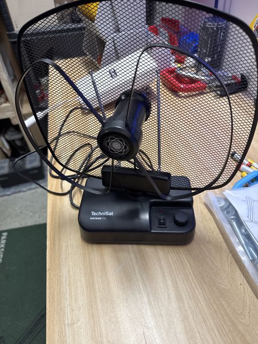 Antena naziemna pokojowa