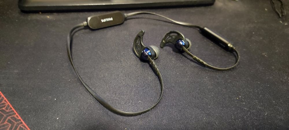 Навушники Philips SHB5900