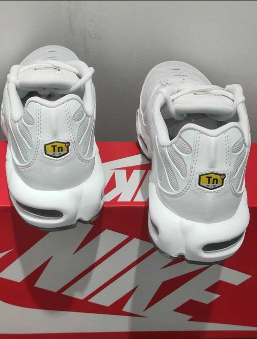 Air Max TN Plus White R.39