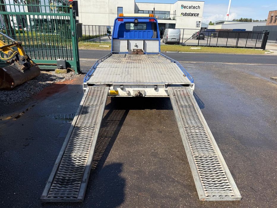 MITSUBISHI FUSO 3.0 150cv Pronto Socorro 5 Metros 3500kg Apenas 140.000km ###OPORTUNIDADE###