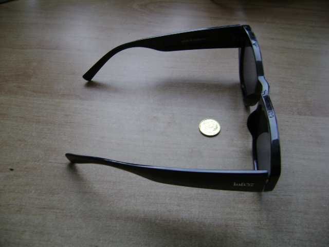 Starocie z PRL - Okulary przeciwsłoneczne, rozstaw ramion 13,5 cm