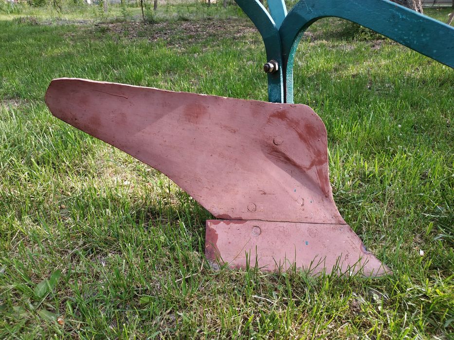 Плуг Конный ( для оранки)