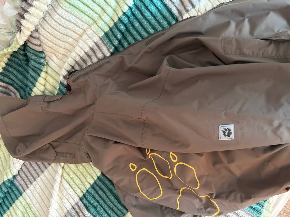 Jack Wolfskin курточка/ветровка