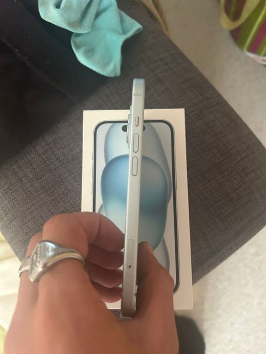 Iphone 15 128gb c/caixa capacidade da bateria 99%