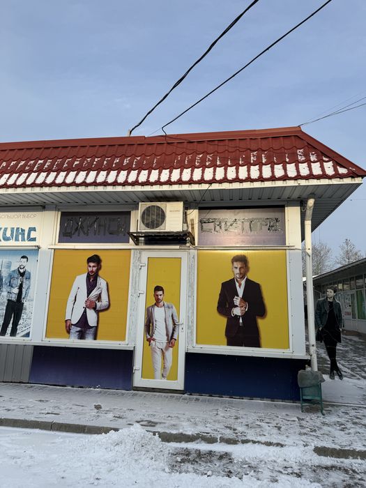 Продається магазин 27 кв. м.на ринку Колос на центральній алеі.