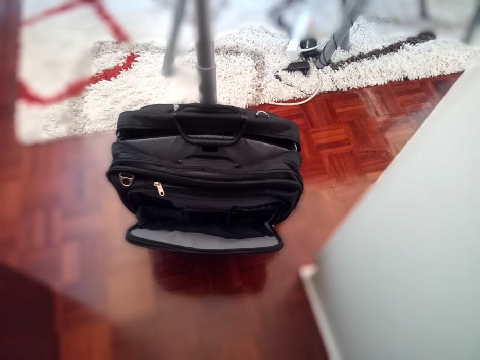 Trolley KENSINGTON preto - Setúbal ou Coimbra