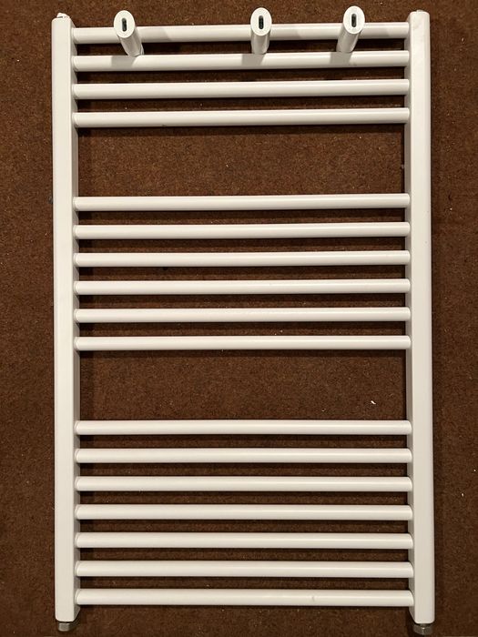 Grzejnik łazienkowy Brugman 60x97 cm, prawie nowy po deweloperski.