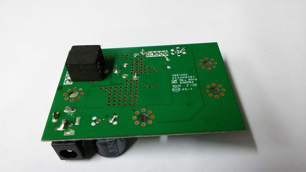 tv 2401-zc02-01 (c) placa de power inverter tv infiniton intv-24af490