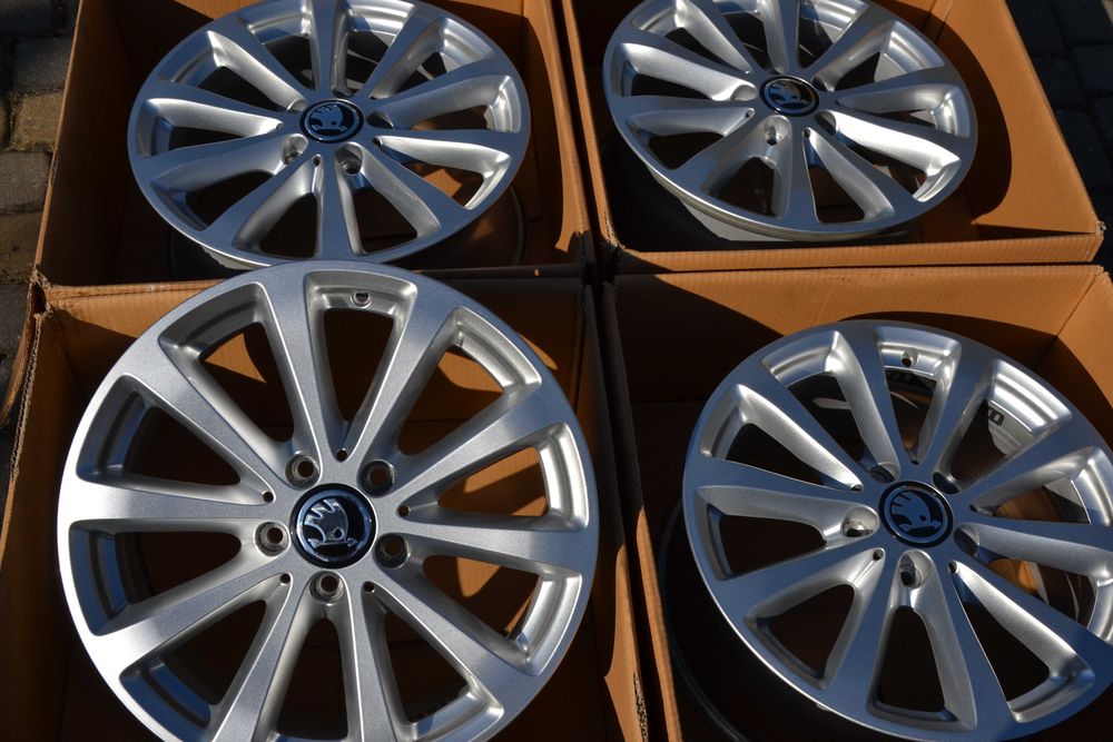 Felgi Skoda Karoq Octavia III IV Superb Yeti 17" Super Stan