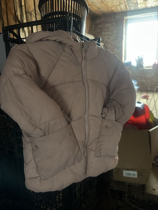 Кутка весняна на дівчинку