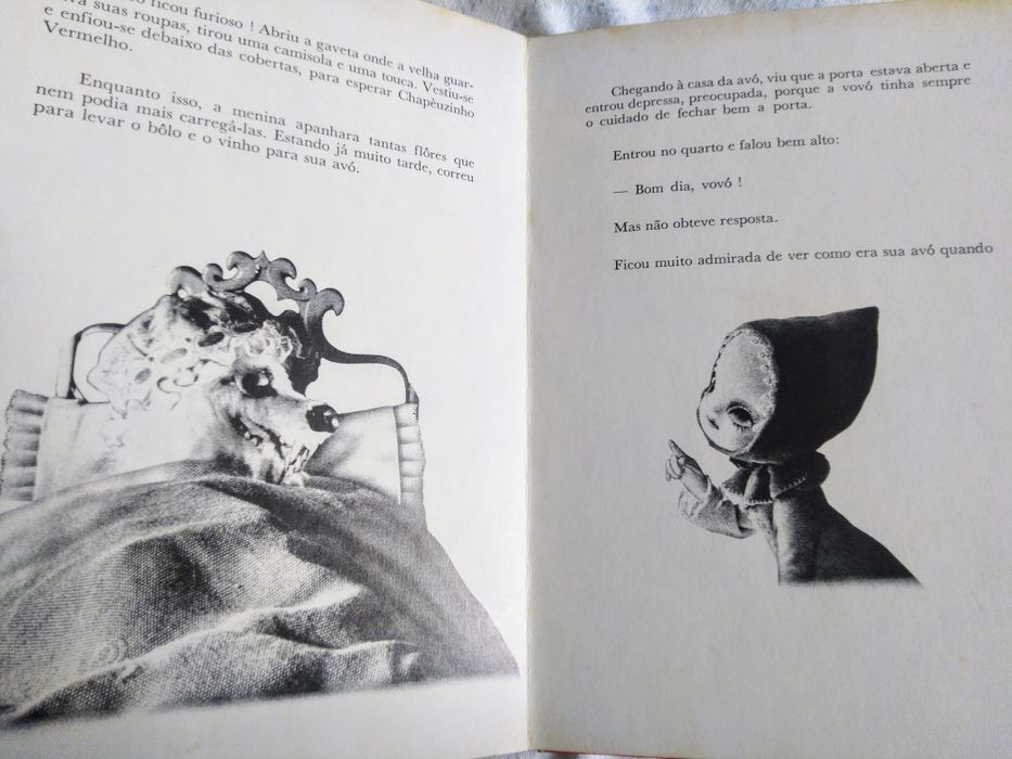 Livro infantil , Chapéuzinho Vermelho, dos Irmãos Grimm, antigo