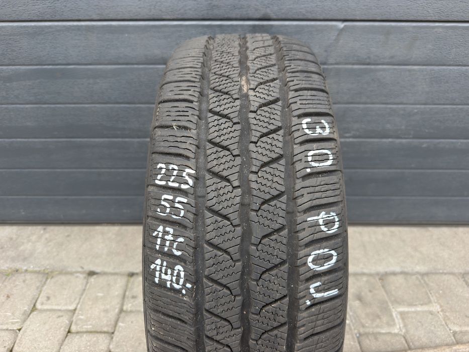 Pojedyncza opona zimowa Continental 225/55/17C 109/107T