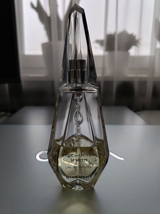 Perfume Givenchy używane