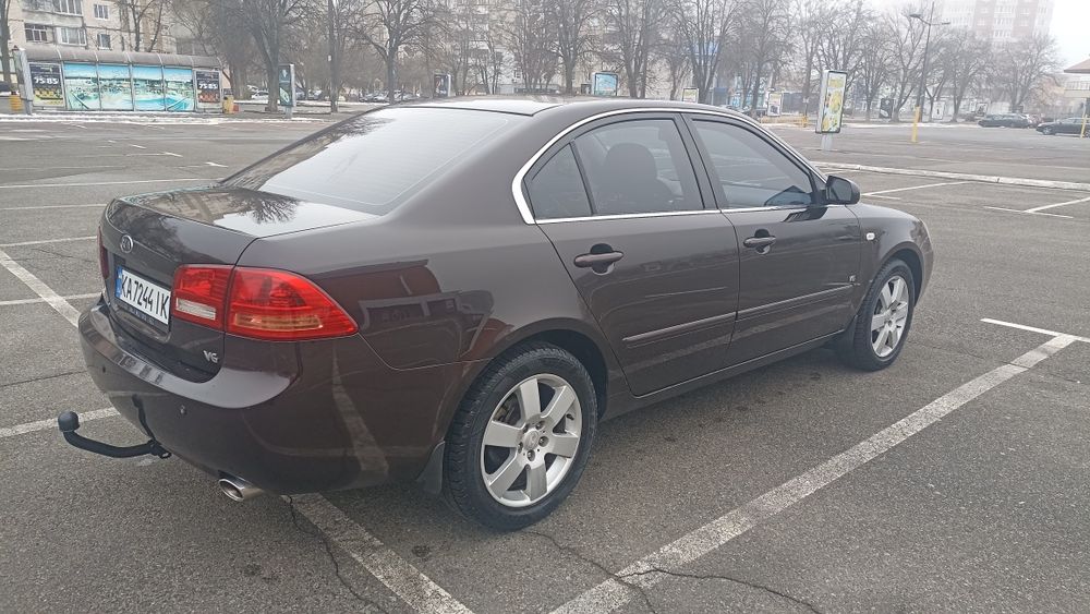 Автомобіль Кіа Magentis