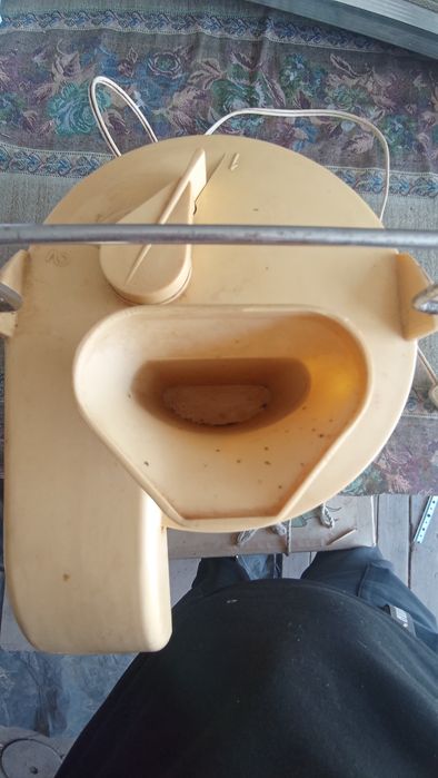 Продам б/в соковижималку часів СССР