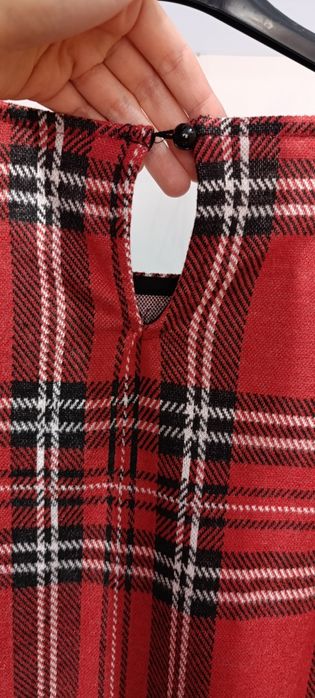 Czerwona świąteczna sukienka w kratkę rozmiar XL