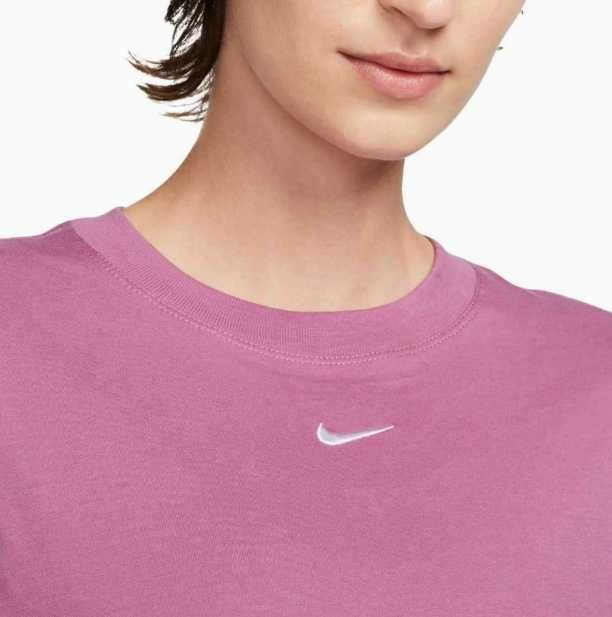Женская футболка XS, XL Nike Tee Loose Fit Sportswear Essential DN5697-507