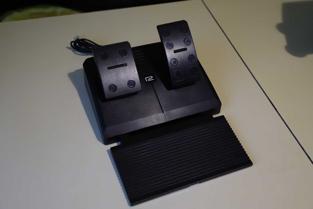 руль для ПК, PS5/PS4, PS3 Ready2gaming Hurricane Wheel Pro