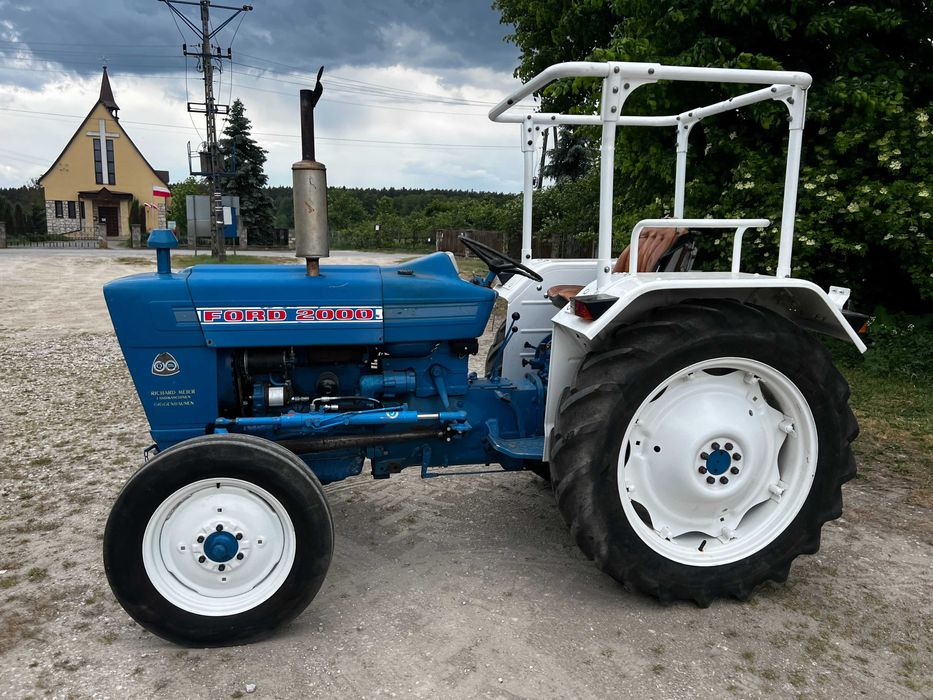 Ciągnik Traktor Ford 2000 z turem i wspomaganiem