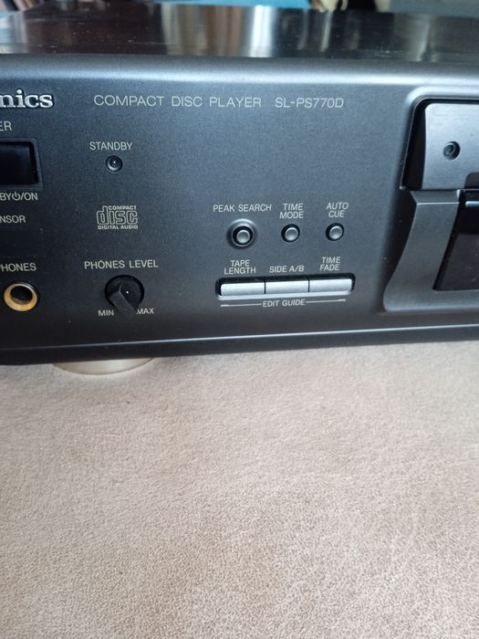 Продам СД плеер техникс sl-ps 770d