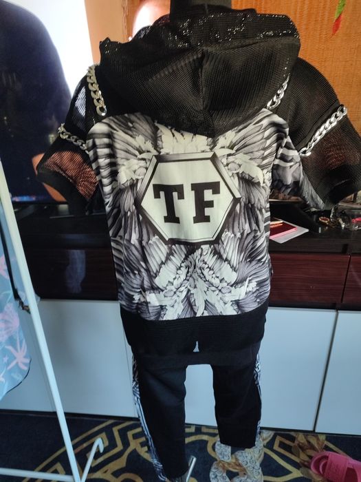 Dres  letni Tatu