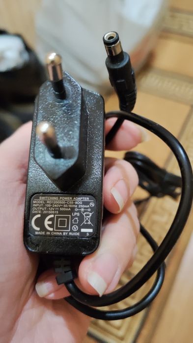 Адаптер Живлення 12 в 500 ма