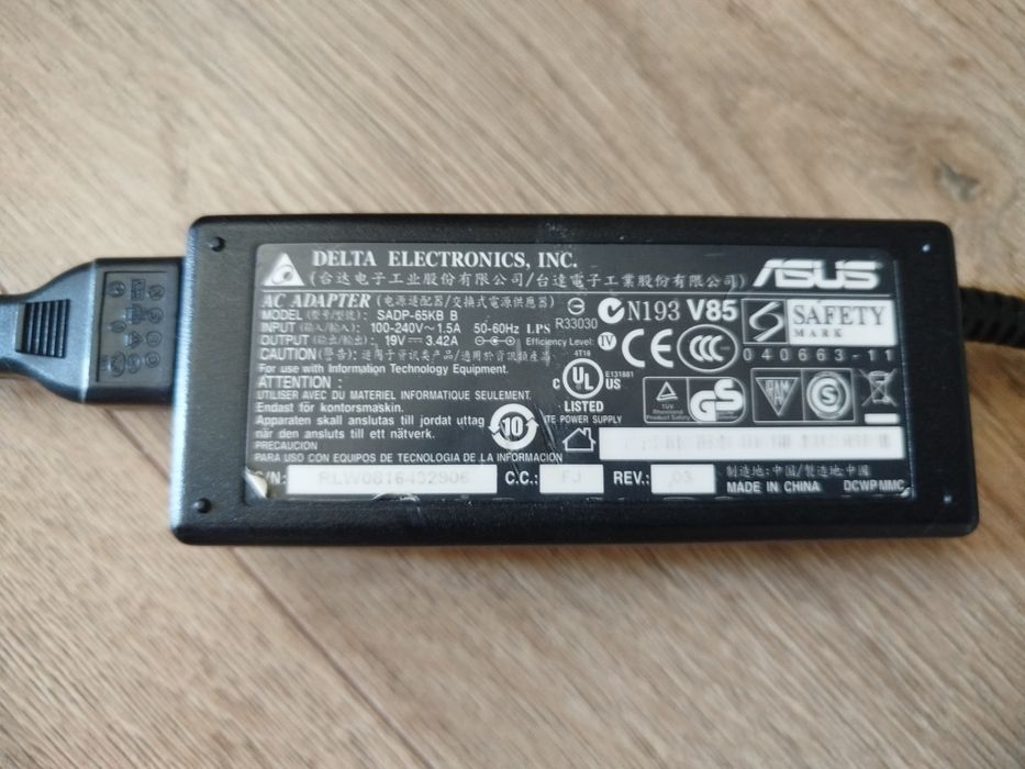 Ноутбук Asus F6E