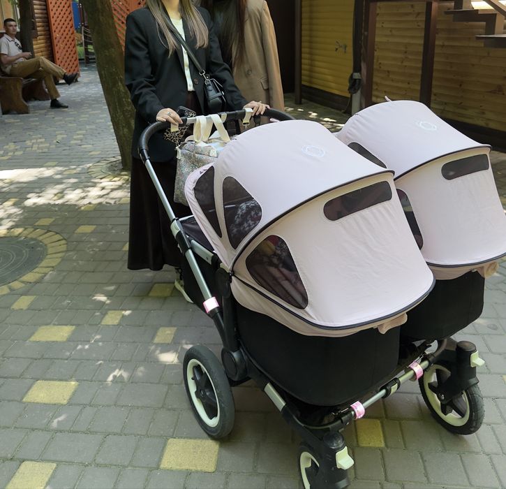 Коляска для двійні/погодок/близнюків Bugaboo Donkey