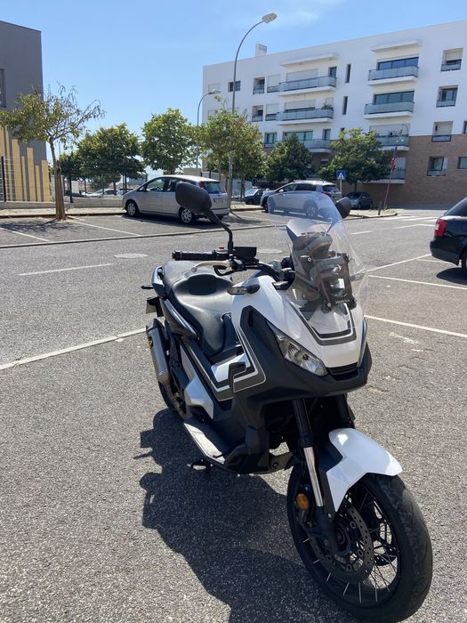 Honda X-ADV 750 – 2019 | 43.000 km | 8.500 € (Negociável)