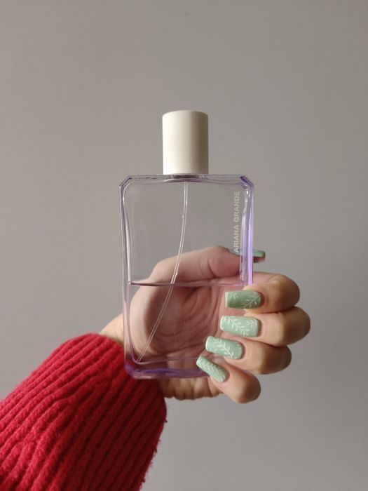Woda perfumowana Ariana Grande God is a woman 50 ml
