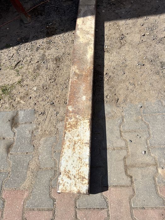Profil zamkniety/ ksztaltownik