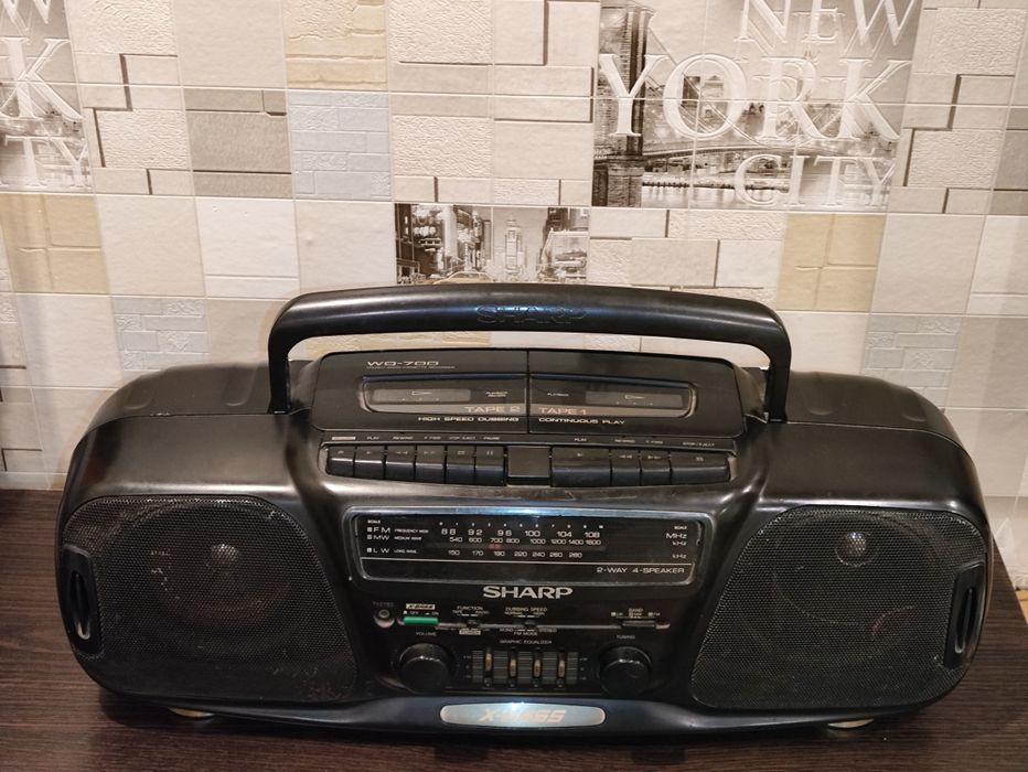 Магнитофон Philips