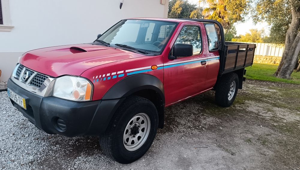 Nissan Navara D22 2.5   4x4