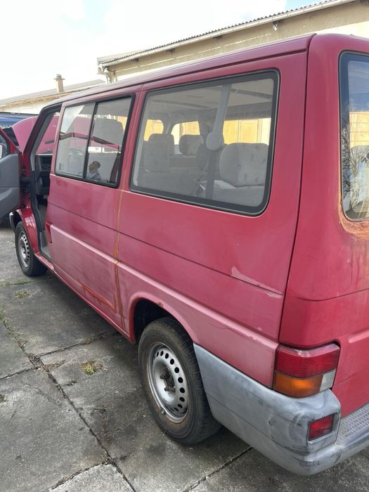 Мікроавтобус WV T4