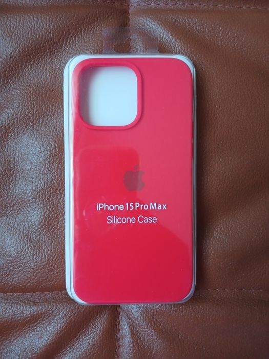 Продам чехол для iPhone 15 Pro Max
