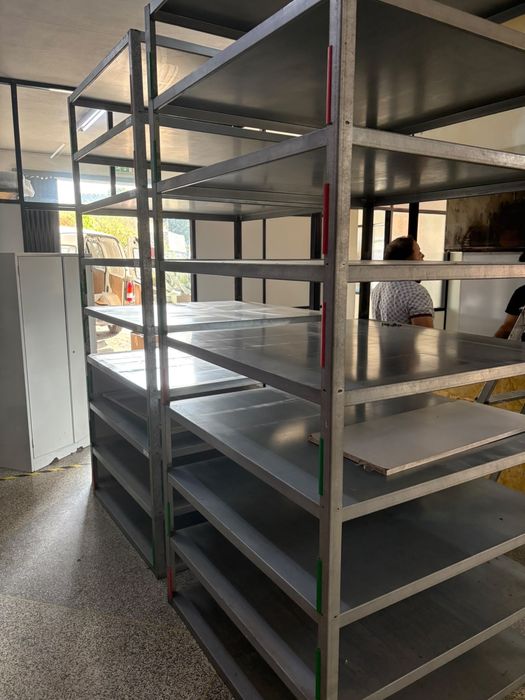 Estante industrial ferro