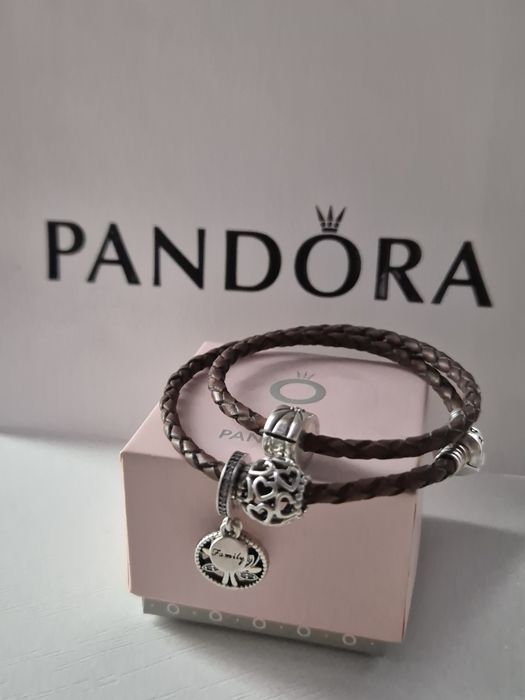 Браслет Pandora з шармами оригінал