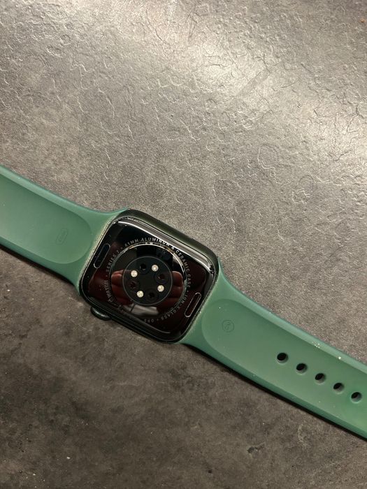 Apple Watch 7 non cellular