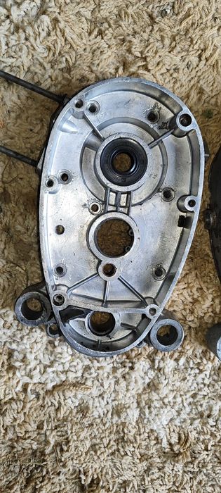 Kartery komar ładne połówki silnika karter silnik romet motorynka 50