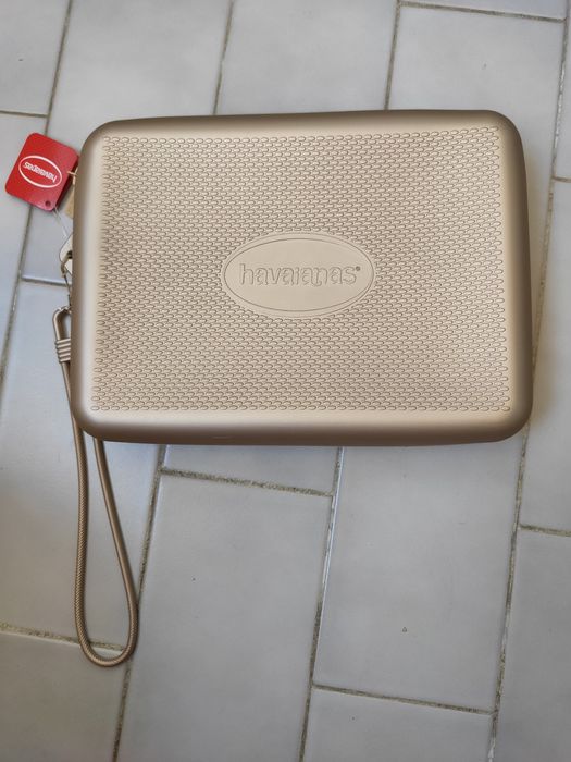 Bolsa grande Havaianas novas cor dourada