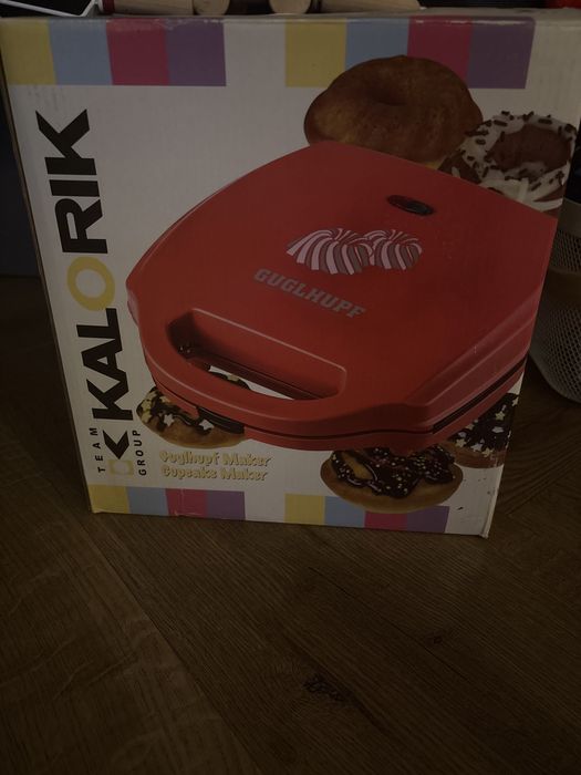 Прилад для випікання кексів