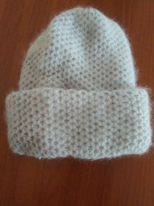 Шапка  жіноча  зимова